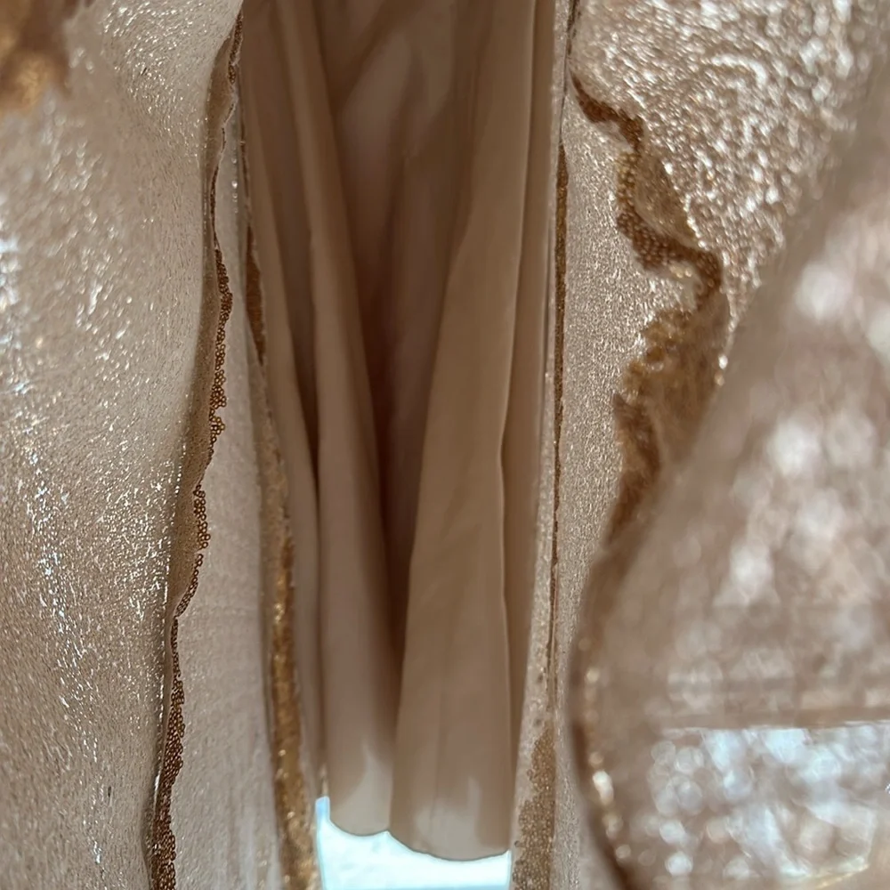 Only worn once Tony bowls long gold sequence dress⭐️ - Picture 8 of 13